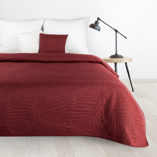 domtextilu.sk Moderný prehoz na posteľ Boni červenej farby Šírka: 170 cm | Dĺžka: 210 cm 68612-244210