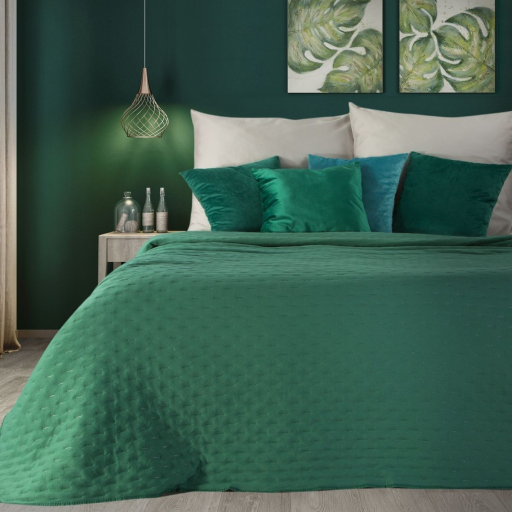 domtextilu.sk Zelený jednofarebný prehoz na posteľ s jemným vzorom Šírka: 220 cm | Dĺžka: 240 cm 40509-185462