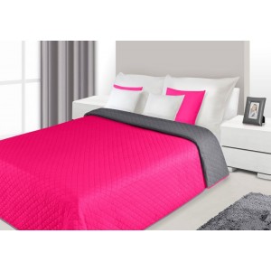 Obojstranná prikrývka na manželskú posteľ ružovej farby 