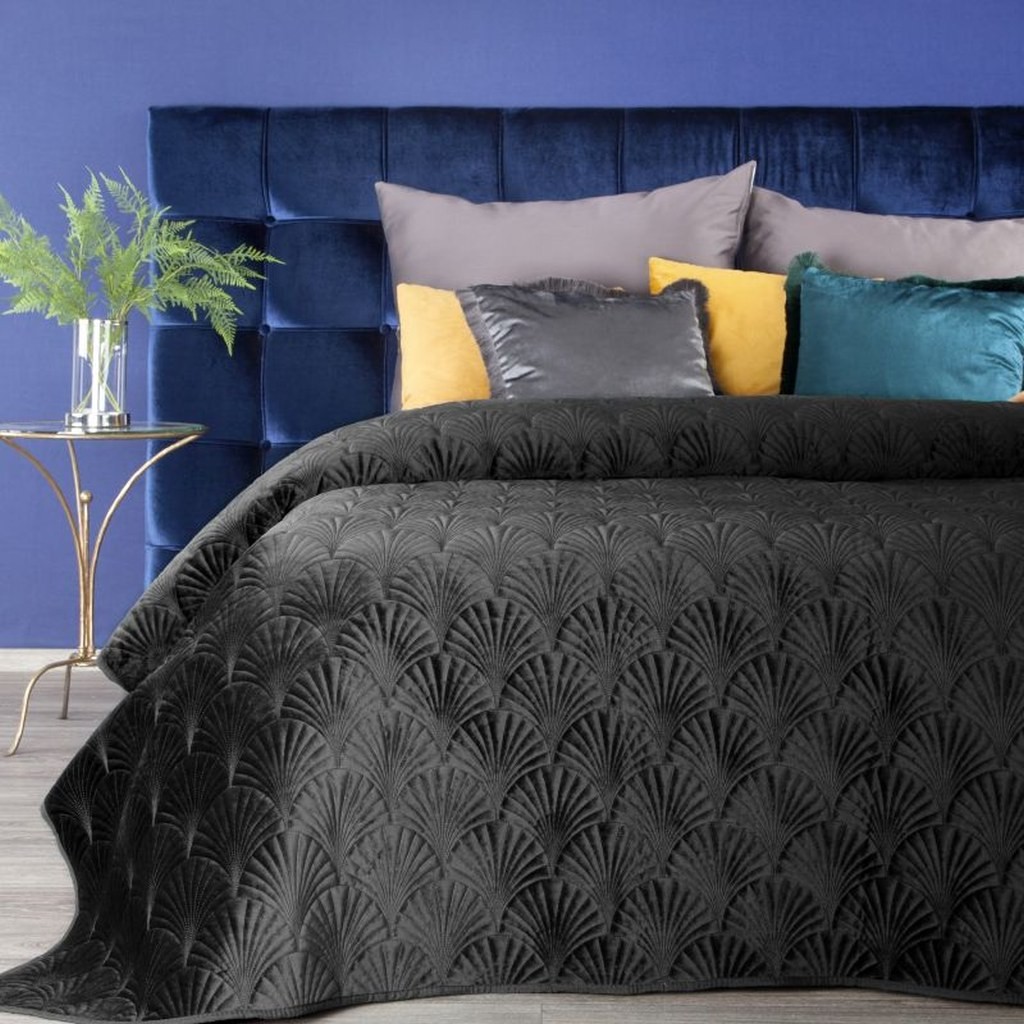 E-shop domtextilu.sk Luxusný čierny zamatový prehoz na manželskú posteľ Šírka: 170 cm | Dĺžka: 210 cm 29212-158551